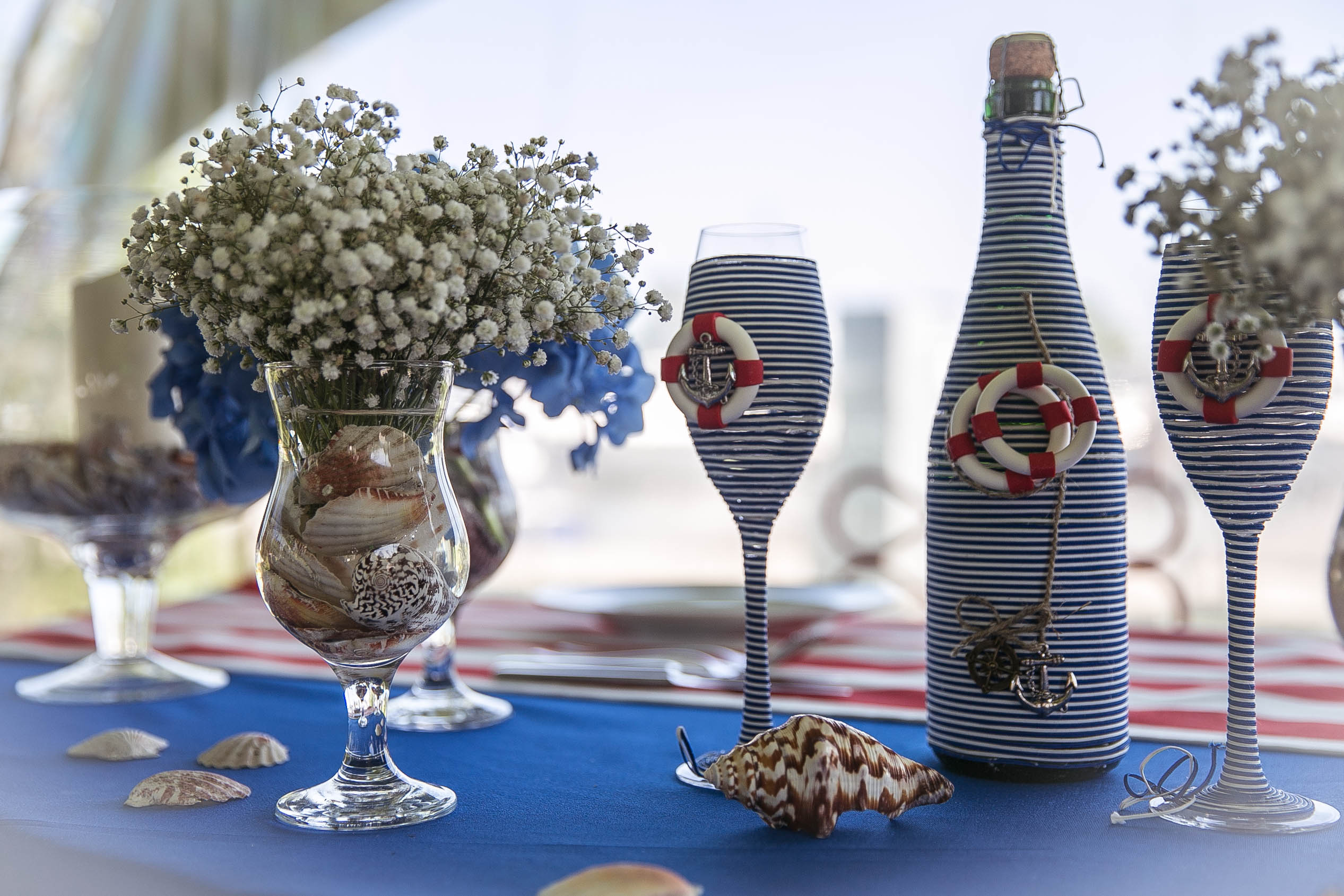 Как украсить шампанское на свадьбу своими руками: идеи и пошаговый мастер-класс | luchistii-sudak.ru