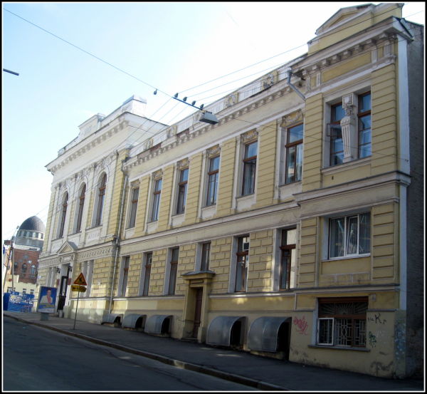 img03