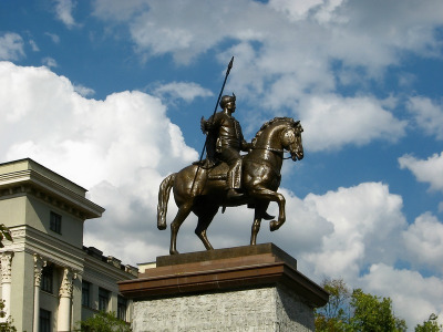 Памятник основателям Харькова