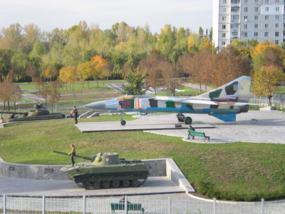 Музей военной техники под открытым небом в Кременчуге