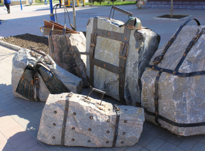 Памятник туристам в Бердянске